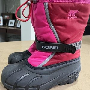 Sorrel snow boot